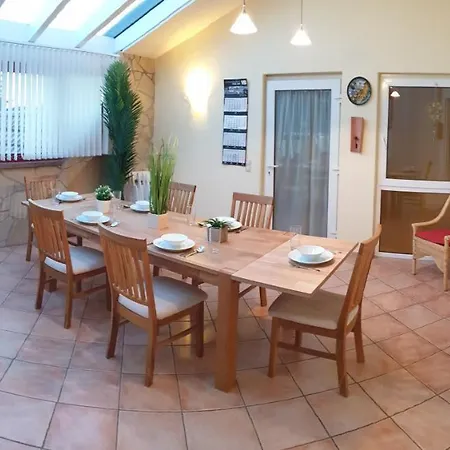 Große Maisonette-wohnung-nur 5 Min Zum Europapark *