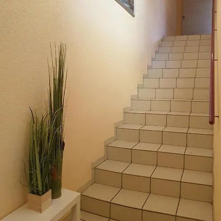Große Maisonette-wohnung-nur 5 Min Zum Europapark Apartment